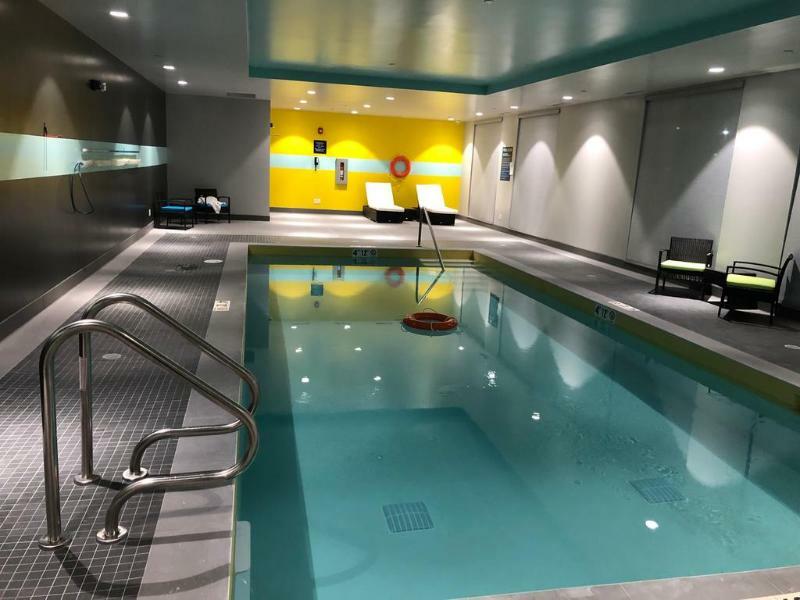 Tru By Hilton Edmonton Windermere מראה חיצוני תמונה